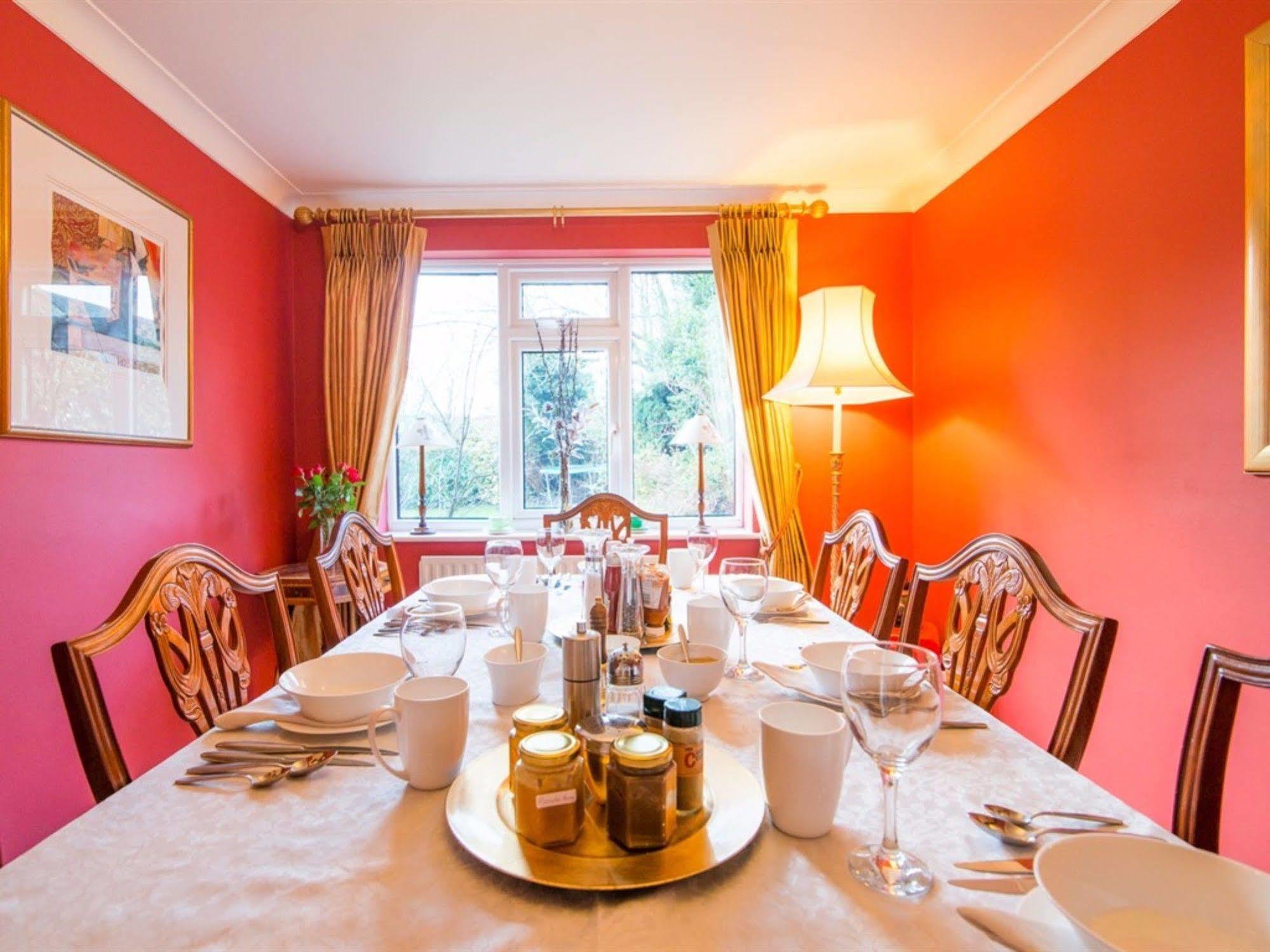 Ayuda House Hotel Олтринкам Екстериор снимка