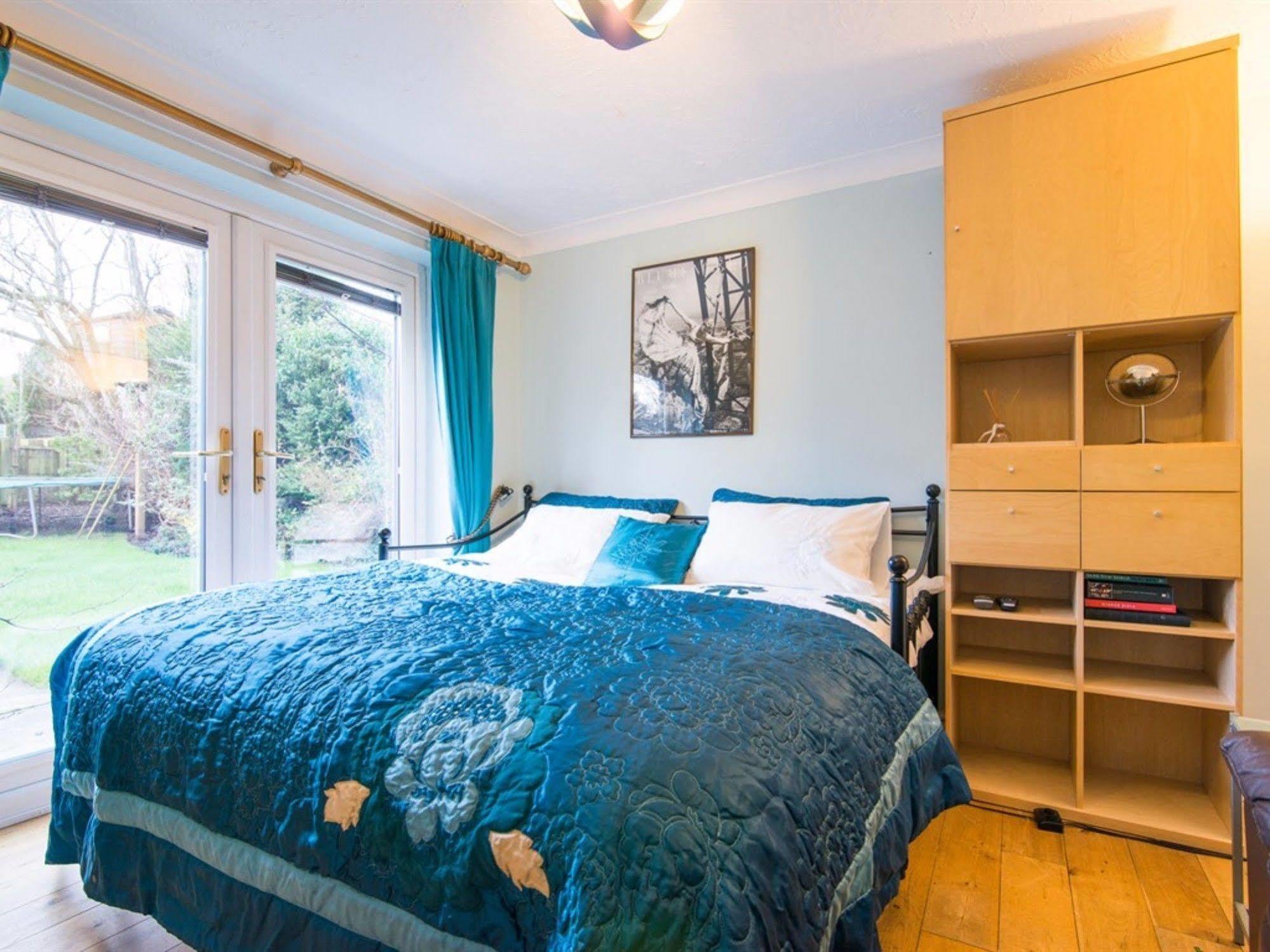 Ayuda House Hotel Олтринкам Екстериор снимка