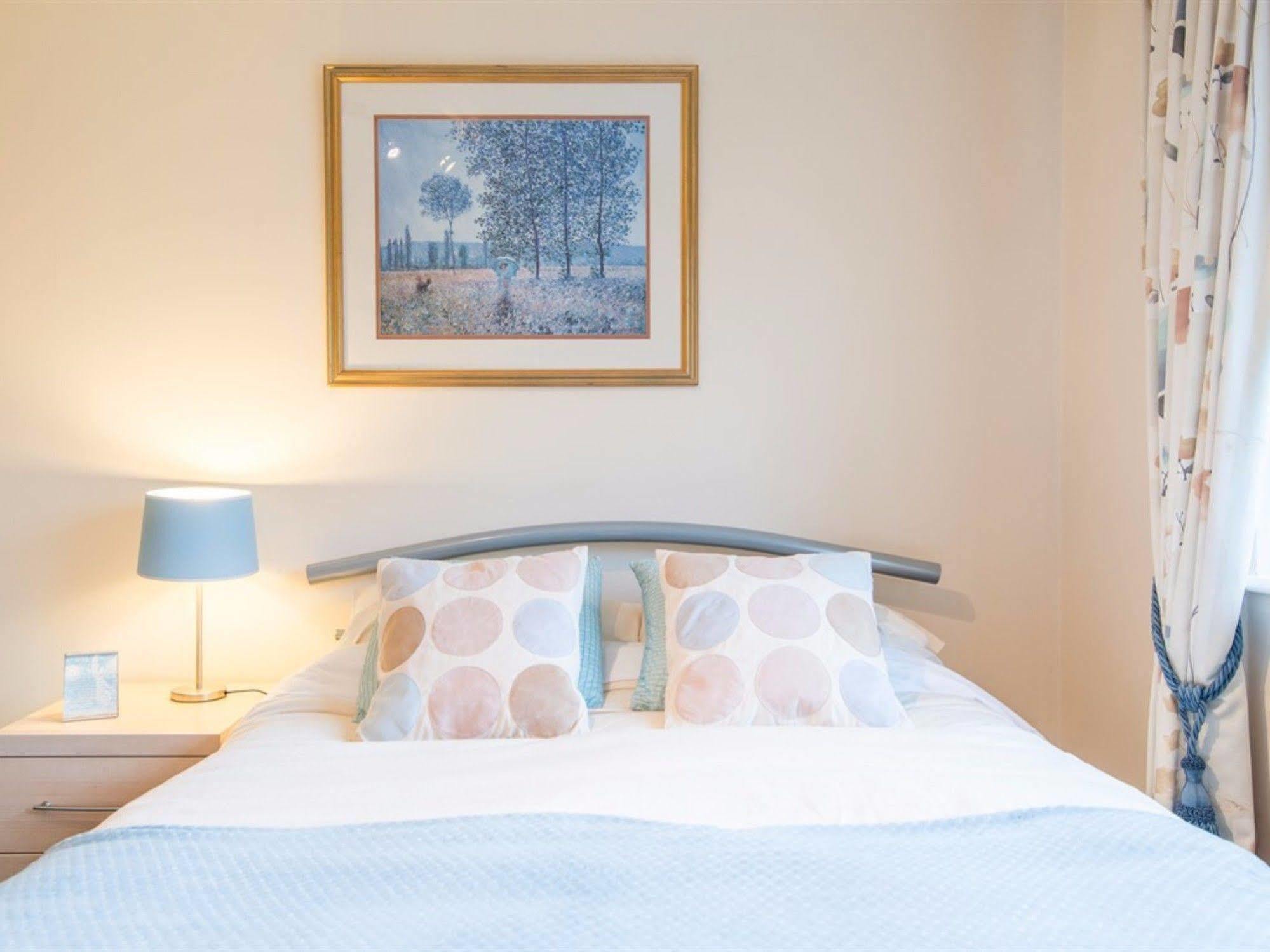 Ayuda House Hotel Олтринкам Екстериор снимка